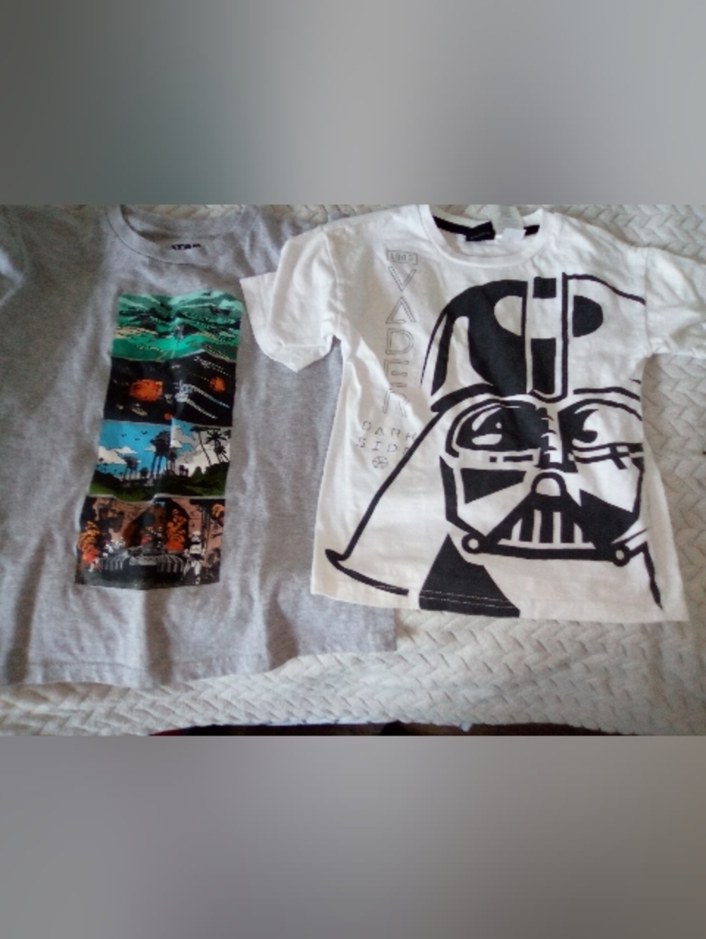 Star Wars Kids Short Sleeve Tees - White & Gray Graphic Shirts Sizes Large & Med